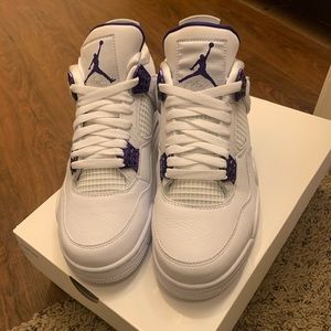 Retro 4’s METALLIC PURPLE Size 8 2020!!